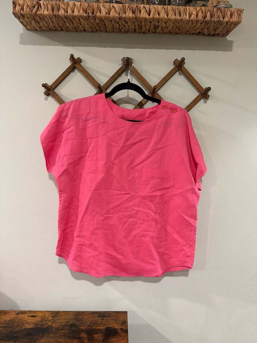 LA BONNE VIE Vintage Pink Ramie Cotton Top with Shoulder Buttons